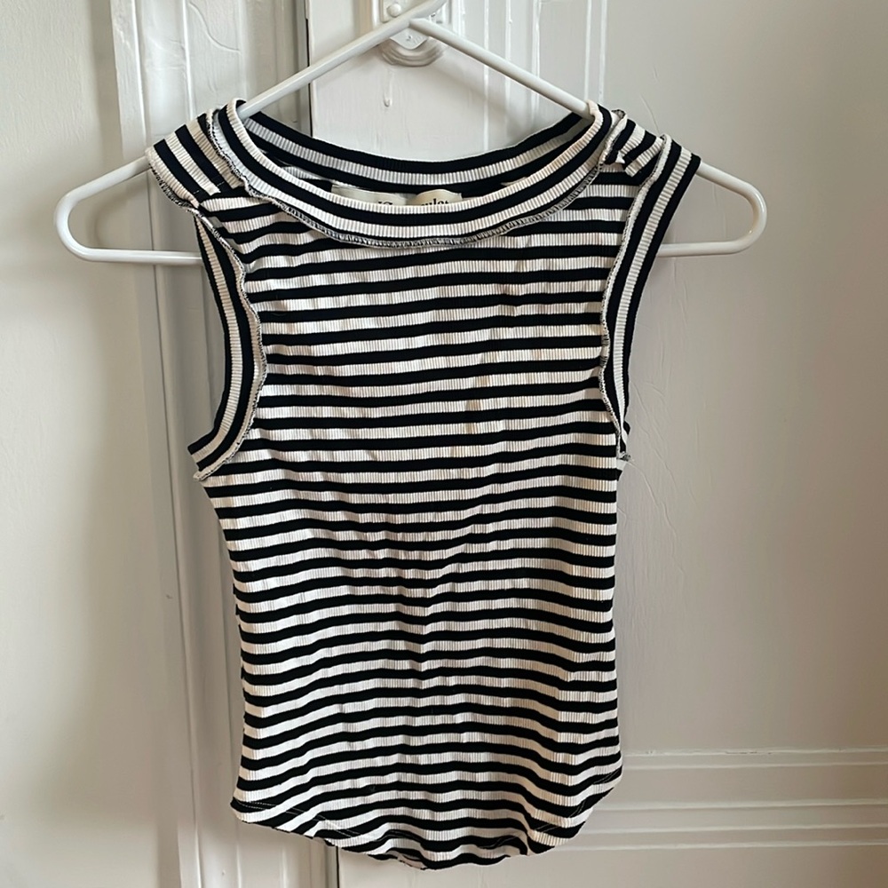 Stoned Immaculate Size M black and white striped mock neck tank top